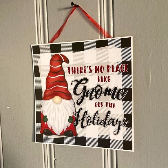 NWT There’s Gnome Place Like Home For the Holidays Glittered Buffalo Check Sign - Picture 3 of 5